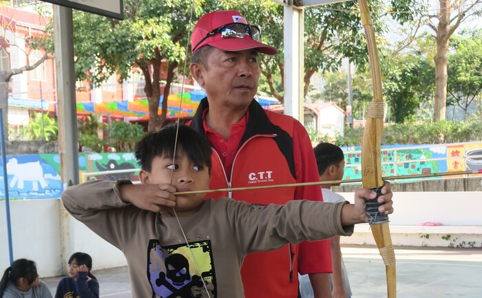 【活動】國立屏東大學 107-108年度學校體育志工_107學年度原住民傳統射箭冬令營圖片
